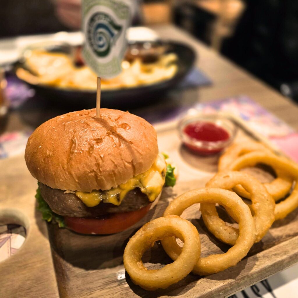 エオルゼアカフェで注文した”賢人バーガー”